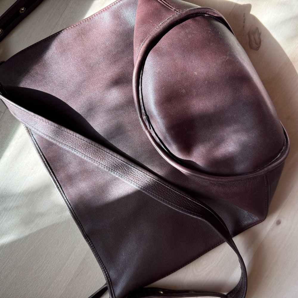 S O L D !!  Vintage Coach Dark Brown Leather Messenger Bag - Picture 8 of 8